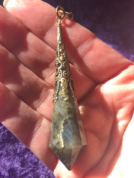 Pendulum Moonstone Vintage