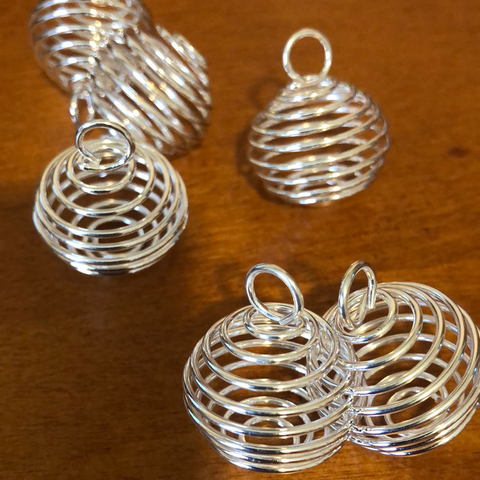 Silver Large Spring Metal Crystal Holder