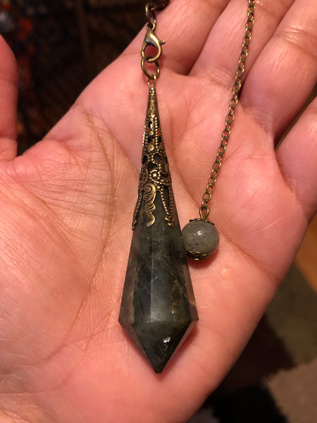 Pendulum Moonstone Vintage